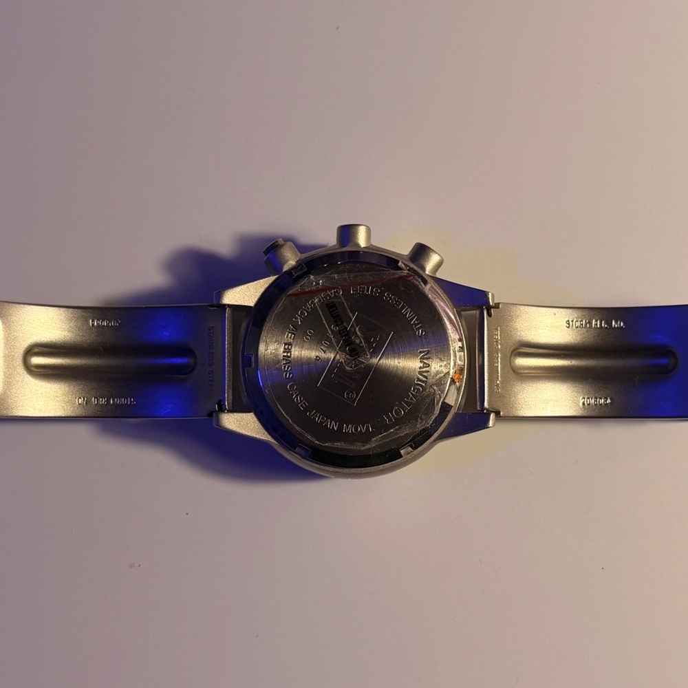 Funky Watch - Picture 4 of 11